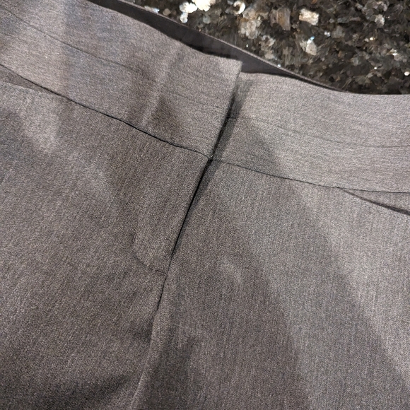 Express Dress Pants -4s - Picture 4 of 6